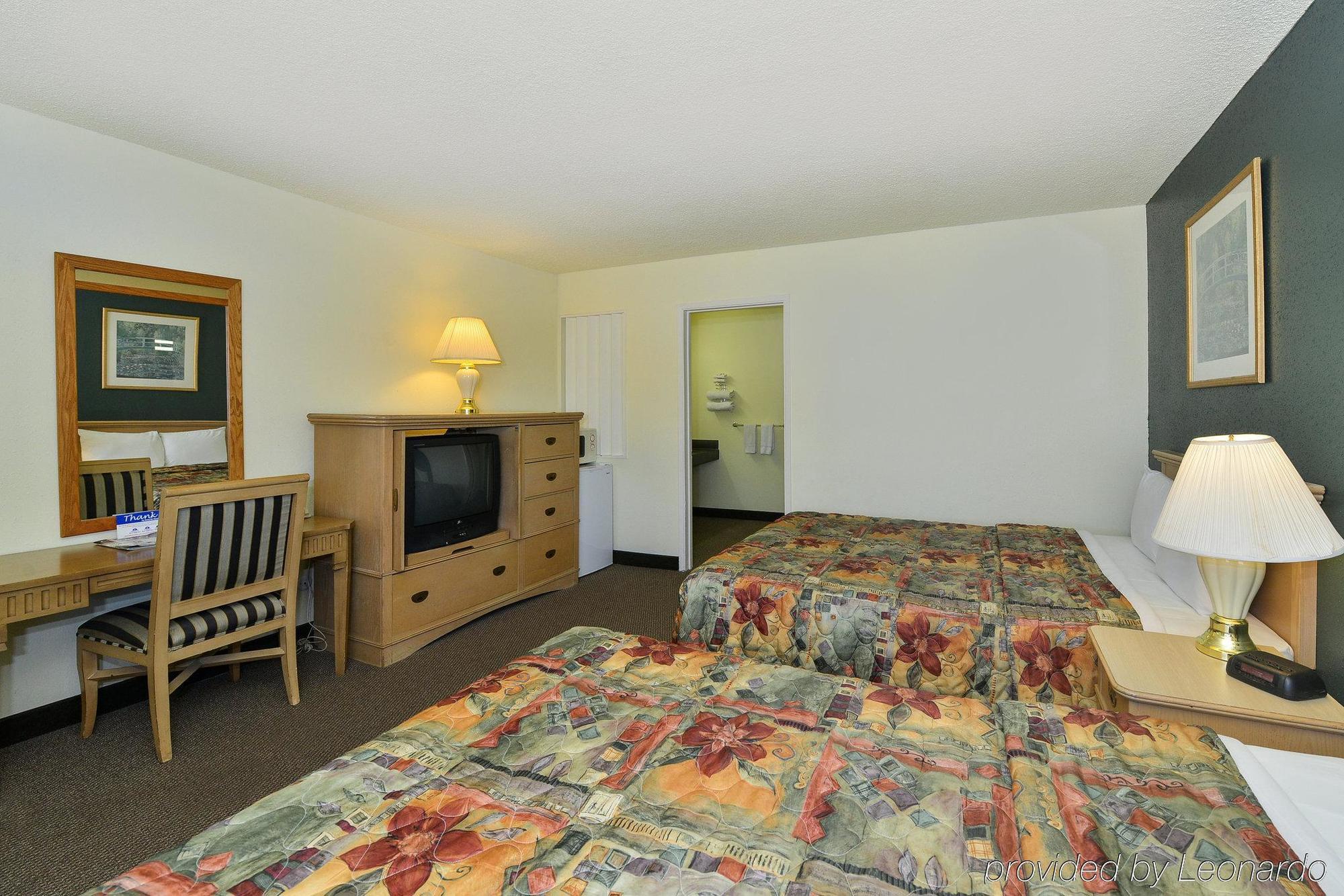 Americas Best Value Inn Red Bluff Exterior photo