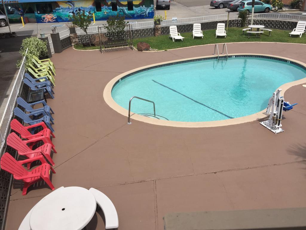 Americas Best Value Inn Red Bluff Exterior photo